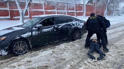 В Одесі посадовця райадміністрації затримали на хабарі В Одесі посадовця райадміністрації затримали на хабарі