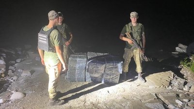 Покинуті цигарки на українсько-румунському кордоні знайшли закарпатські прикордонники