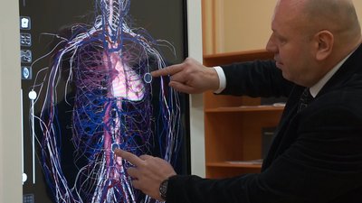 Накласти шов і прийняти пологи: як працює симуляційний центр у харківському університеті Накласти шов і прийняти пологи: як працює симуляційний центр у харківському університеті