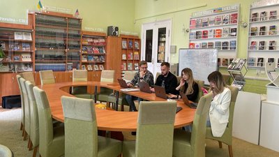 Де в Чернівцях можна працювати при знеструмленні — адреси коворкінгів Де в Чернівцях можна працювати при знеструмленні — адреси коворкінгів
