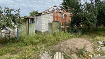 Російські війська 3 вересня обстріляли склади агрофірми у Золочівській громаді Харківщини Російські війська 3 вересня обстріляли склади агрофірми у Золочівській громаді Харківщини
