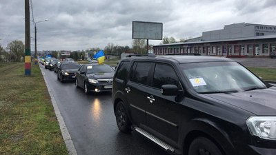 У Харкові стартував автопробіг підприємців торговельного центру "Барабашово" У Харкові стартував автопробіг підприємців торговельного центру "Барабашово"