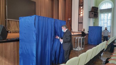 В Каразінському університеті стартували вибори ректора В Каразінському університеті стартували вибори ректора