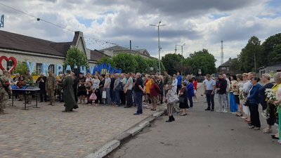В Одеській області попрощались з військовим, який загинув на Донеччині