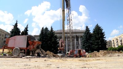 У Житомирі почали готувати ділянку під 50-метровий флагшток із державним прапором України