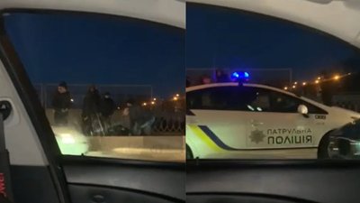 У Тернополі врятували чоловіка, який намагався стрибнути з мосту