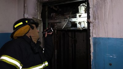 пожежа харків, у ліфті згоріла людина, пожежа у девʼятиповерхівці
