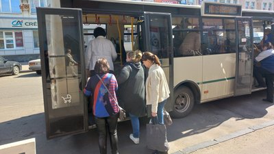 У Полтаві відновлюють курсування автобусів за сімома маршрутами
