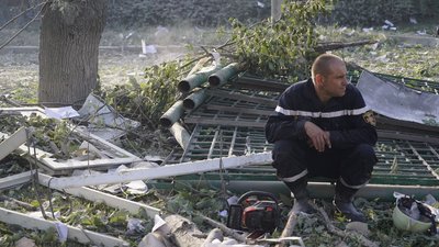 Ранковий обстріл Харкова 4 липня: окупанти частково зруйнували школу Ранковий обстріл Харкова 4 липня: окупанти частково зруйнували школу