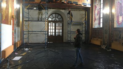 У Житомирі в Свято-Михайлівському соборі продовжують відновлювати розписи храму