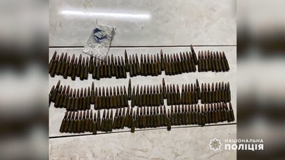 На Закарпатті затримали підозрюваного у наркоторгівлі На Закарпатті затримали підозрюваного у наркоторгівлі