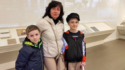 Майстер-класи та екскурсії. У Музеї історії Дніпра проводять безкоштовні заходи для переселенців Майстер-класи та екскурсії. У Музеї історії Дніпра проводять безкоштовні заходи для переселенців