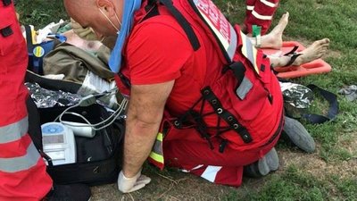 Помер чоловік, якого засипало камінням під час чистки криниці