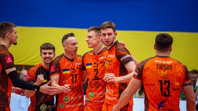 Гравці "Барком-Кажанів"