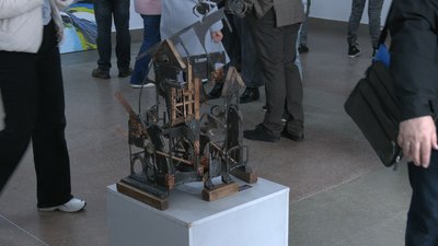 В Івано-Франківську на I всеукраїнському трієнале "Абстрактне мистецтво – 2022" представили 77 робіт українських митців В Івано-Франківську на I всеукраїнському трієнале "Абстрактне мистецтво – 2022" представили 77 робіт українських митців