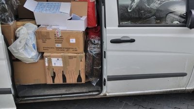 Полтавець Сергій Лукашов доставляє гуманітарні вантажі з-за кордону Полтавець Сергій Лукашов доставляє гуманітарні вантажі з-за кордону