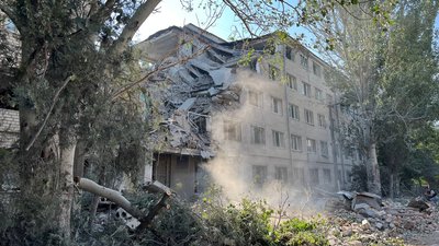 Нічні обстріли Миколаєва: що відомо та куди поцілили російські війська Нічні обстріли Миколаєва: що відомо та куди поцілили російські війська