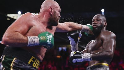 "Він - невдаха". Що сказали Ф'юрі та Вайлдер після чемпіонського бою та нокауту