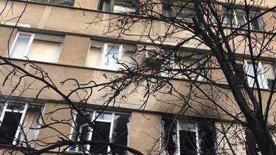 Внаслідок російських обстрілів в обласній дитячій лікарні Херсона вибито понад 700 вікон