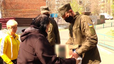 Країна фей: миколаївські сім’ї отримали гуманітарну допомогу Країна фей: миколаївські сім’ї отримали гуманітарну допомогу