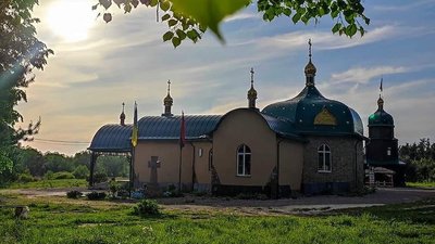 "Пам’ять жива". Імена загиблих на війні кропивничан викарбували на плитах храму на Тернопільщині "Пам’ять жива". Імена загиблих на війні кропивничан викарбували на плитах храму на Тернопільщині