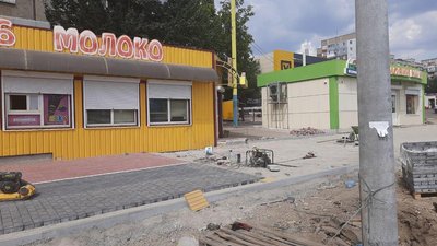 З вулиці Полтавська прибрали кіоски через реконструкцію вулиці З вулиці Полтавська прибрали кіоски через реконструкцію вулиці