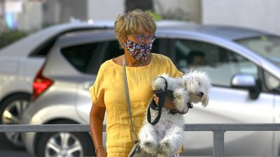 В Україні можуть запровадити "карантин вихідного дня". Що це означає