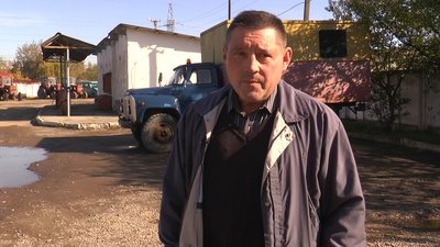 "Ми ж — українці, мусимо допомагати одне одному". Як франківські комунальники ремонтували будинки у Миколаєві "Ми ж — українці, мусимо допомагати одне одному". Як франківські комунальники ремонтували будинки у Миколаєві