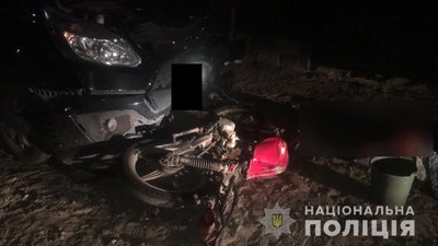 Виїжджали із двору: на Рівненщині загинув пасажир мотоцикла Виїжджали із двору: на Рівненщині загинув пасажир мотоцикла