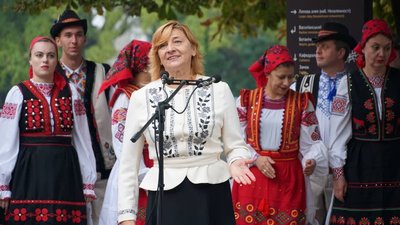 Закарпатський народний хор відзначив своє 77-річчя концертом на підтримку ЗСУ