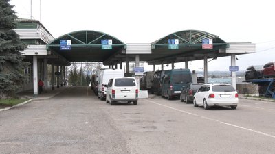 Яка ситуація на кордоні із Польщею перед Великоднем