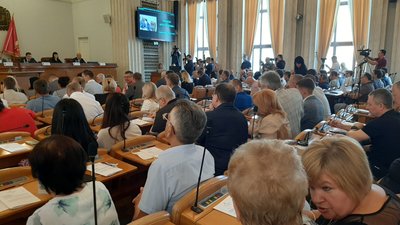 Депутати звільнили Артура Товмасяна з посади голови Харківської облради