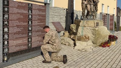 З 2014 року у російсько-українській війні загинули 76 бійців з Івано-Франківська