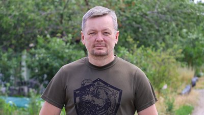 "Під час АТО ми дивилися під ноги, а зараз – спостерігаємо за небом": історія командира 100 бригади з Волині — Іван на псевдо "Манул" "Під час АТО ми дивилися під ноги, а зараз – спостерігаємо за небом": історія командира 100 бригади з Волині — Іван на псевдо "Манул"