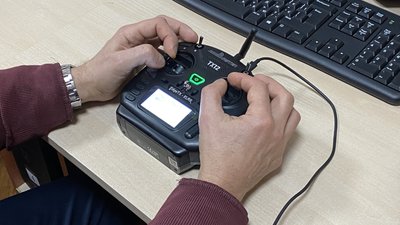 Пульт для керування дроном Пульт для керування дроном