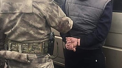 На Чернігівщині затримали підозрюваних у розбійному нападі та катуванні фермера На Чернігівщині затримали підозрюваних у розбійному нападі та катуванні фермера
