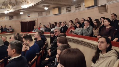 Глядачі міжнародного фестивалю "JazzBez" в Тернополі Глядачі міжнародного фестивалю "JazzBez" в Тернополі