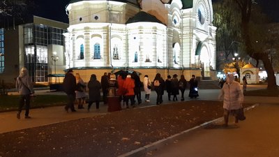 Історичні постаті в ролі гідів: як в Рівному пройшла костюмована вулична екскурсія