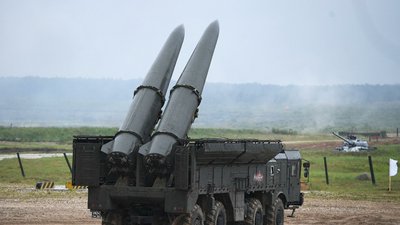 Війська РФ випустили три ракети по населеному пункту на Одещині: є поранені