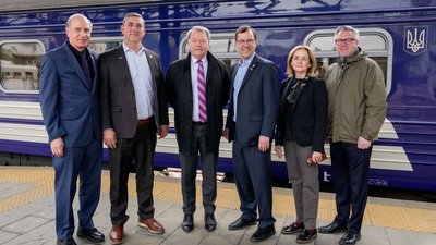 До Києва прибула двопартійна делегація Конгресу США