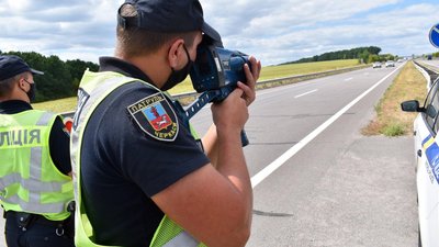 Від початку року на дорогах Черкащини поліцейські зафіксували більше 10 тисяч порушень