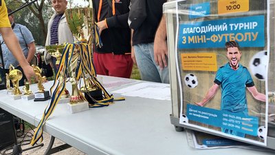 На Тернопільщині гроші для ЗСУ збирали на турнірі з міні-футболу На Тернопільщині гроші для ЗСУ збирали на турнірі з міні-футболу