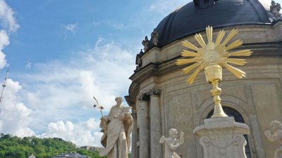У Львові відреставрували скульптури Домініканського собору