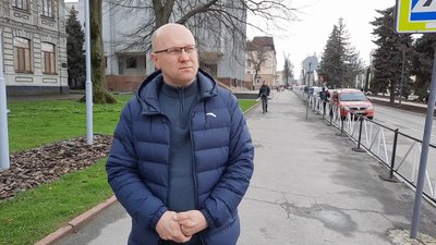 Михайло Кривак каже: проєктно-кошторисну документацію планують укласти до середини травня. Михайло Кривак каже: проєктно-кошторисну документацію планують укласти до середини травня.