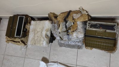 Білорус намагався провезти до України 12 приладів спостереження командира танка Білорус намагався провезти до України 12 приладів спостереження командира танка