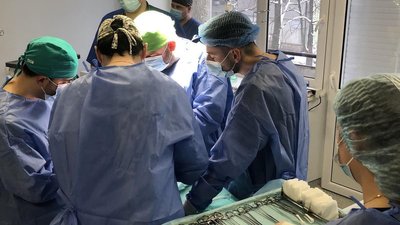 В Івано-Франківську вдруге пацієнту пересадили нирку від родинного донора В Івано-Франківську вдруге пацієнту пересадили нирку від родинного донора