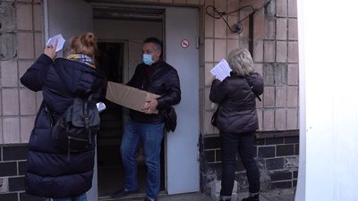 Під наглядом поліції: бюлетені для голосування передали виборчим комісіям Черкащини Під наглядом поліції: бюлетені для голосування передали виборчим комісіям Черкащини