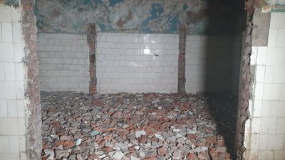 вбиральня-бомбосховище