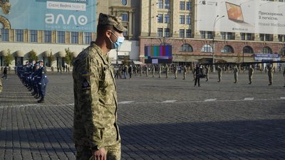 Церемонія прощання із загиблими в Ан-26 у Харкові: хроніка Церемонія прощання із загиблими в Ан-26 у Харкові: хроніка