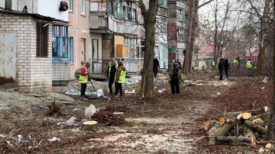 "Два вибухи, дім аж підстрибнув". Як у Слов'янську пережили нічну атаку "Гераней" "Два вибухи, дім аж підстрибнув". Як у Слов'янську пережили нічну атаку "Гераней"